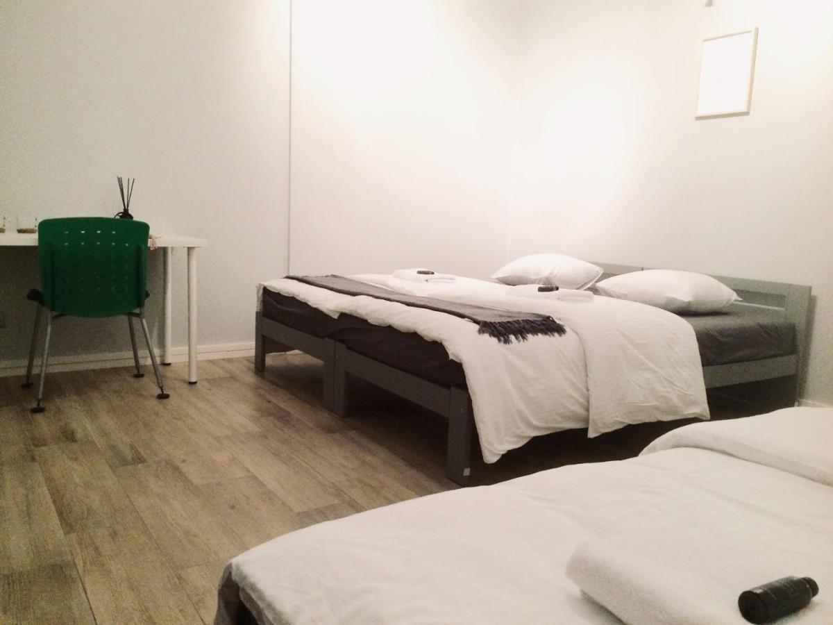 Fractal Guest Rooms - Poznan Centrum Andersia Square & Old Town Chambre photo