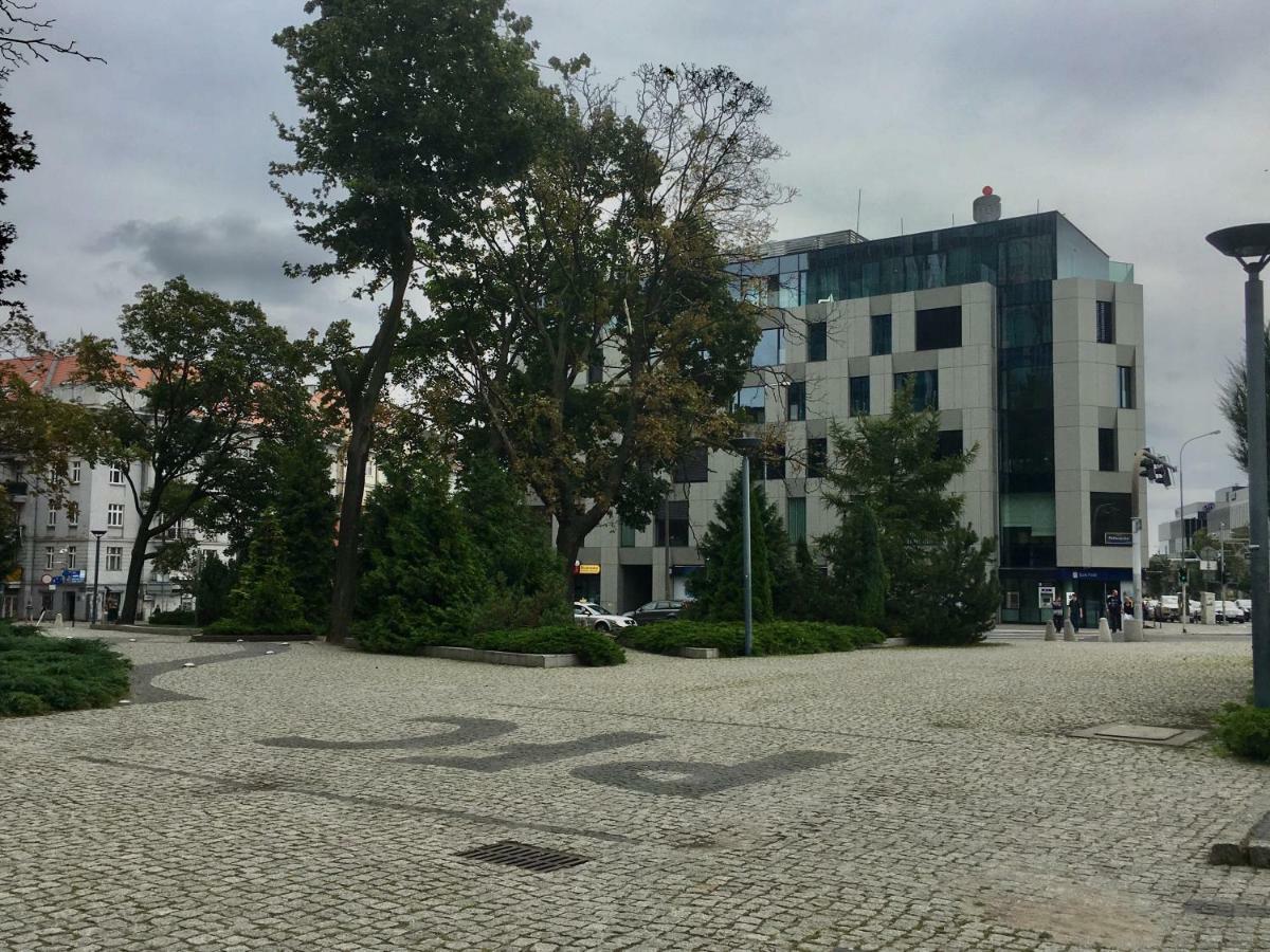 Fractal Guest Rooms - Poznan Centrum Andersia Square & Old Town Extérieur photo