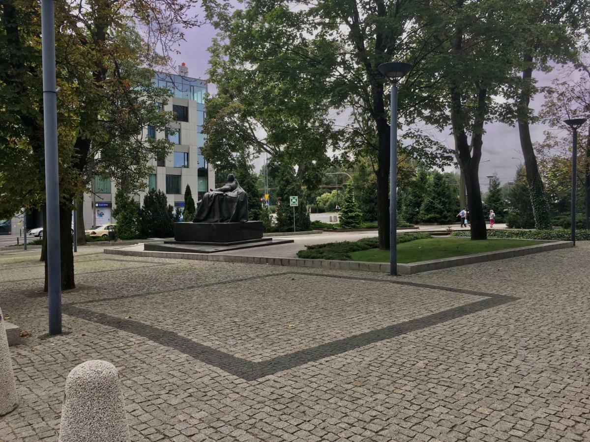 Fractal Guest Rooms - Poznan Centrum Andersia Square & Old Town Extérieur photo